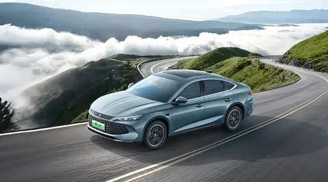 燃油标杆遇新能源黑马 第十五代轩逸和秦L DM-i你站哪边？